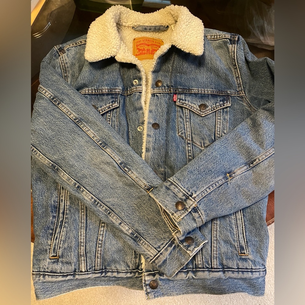 Levi’s sherpa lined denim Jacket